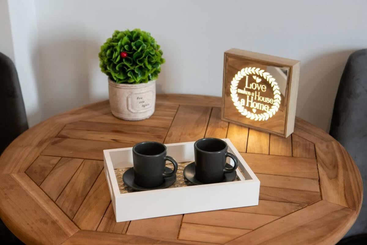 Cozy Modern Studio In Thessaloniki 아파트 외부 사진